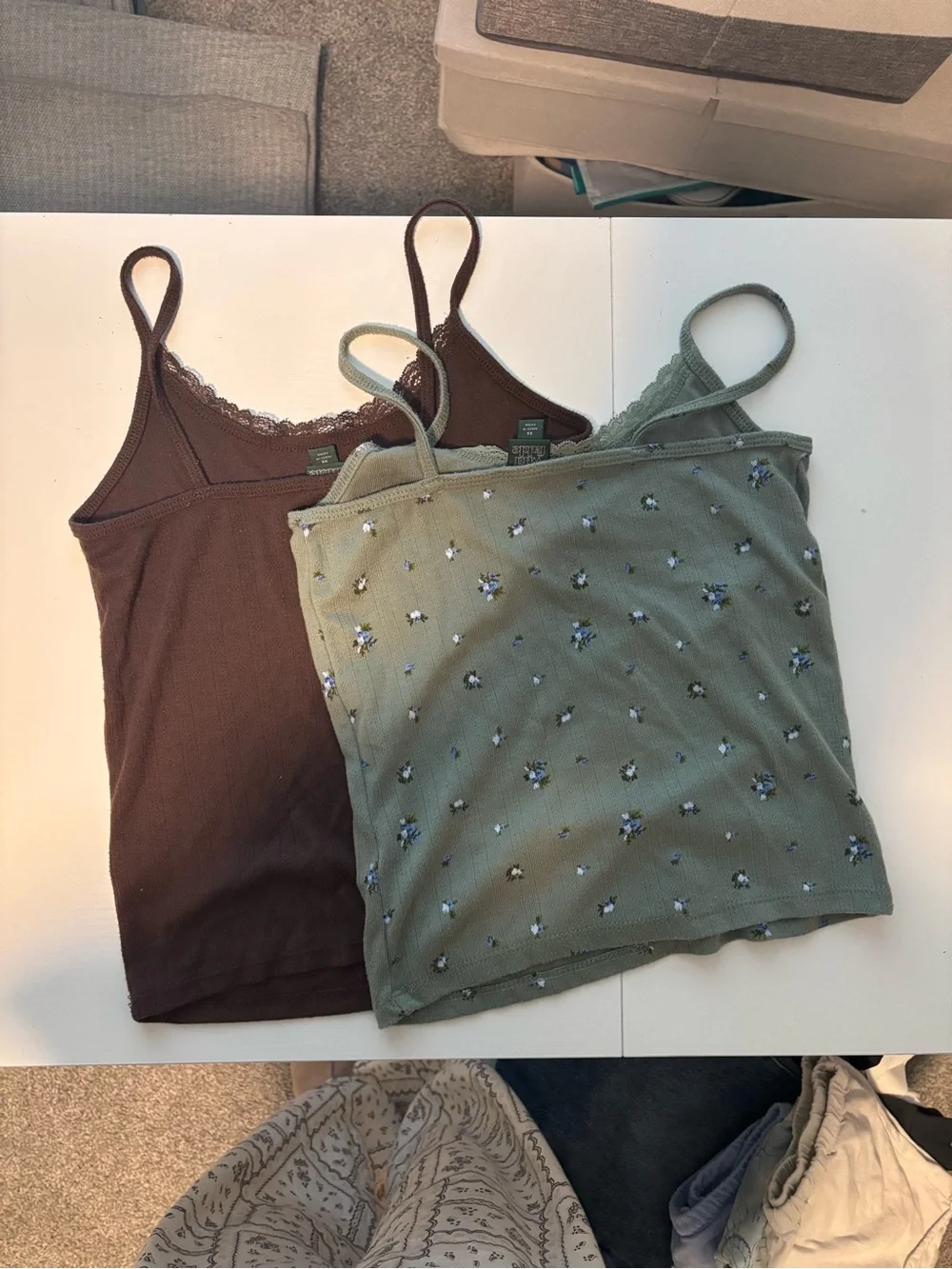 Target Wild Fable Set of 2 Lace Trim Tank Top! - Picture 4 of 4